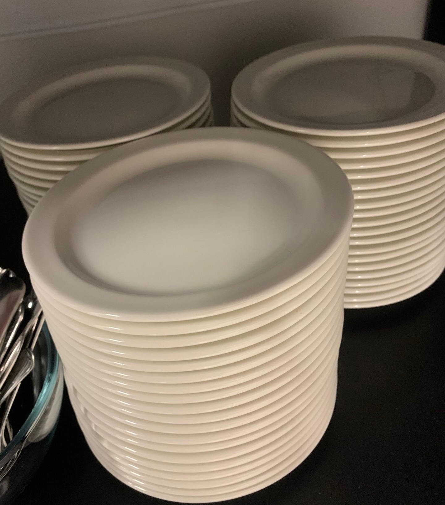 📣 Etsintäkuulutus!

Löytyykö sinulta tarpeettomana kuvan Arabia Kesti tasseja?🤔

Jos sinulta löytyy ylimääräisiä tai tiedät mistä näitä saisi lahjoituksena tai edullisesti, vinkkaa ihmeessä!🙏🏻✨
Kiitos jo etukäteen avusta!💙